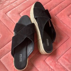 NWB Barneys New York Black Suede PlatformSandals